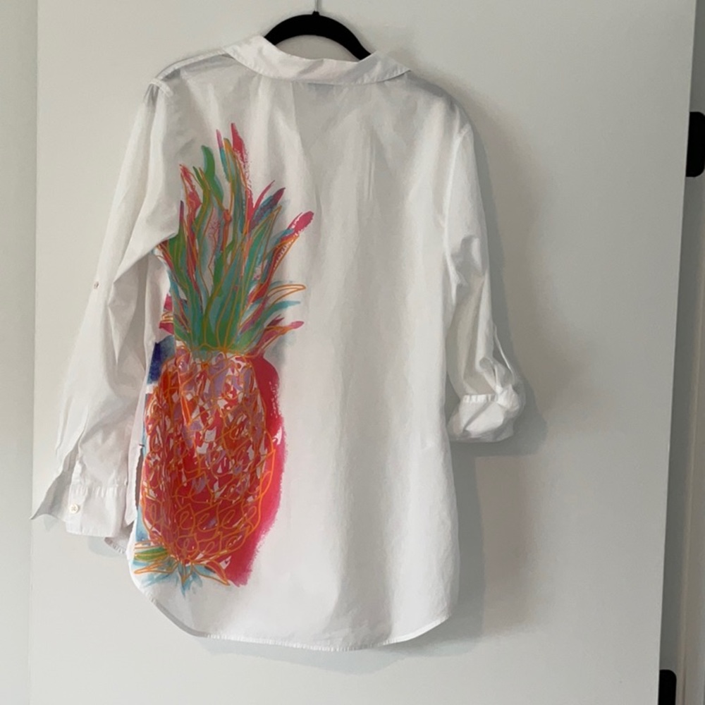 Tommy Bahama Women’s Button Down Shirt